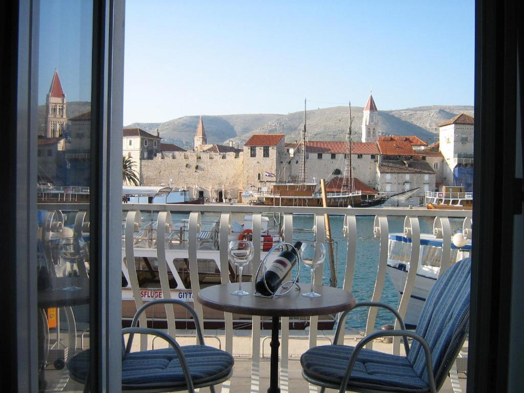 Tudor Hiša za goste Trogir